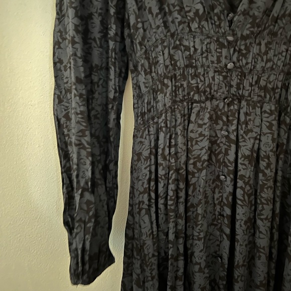 NWT Zara Long-sleeve Flowy Midi Dress - Picture 3 of 6